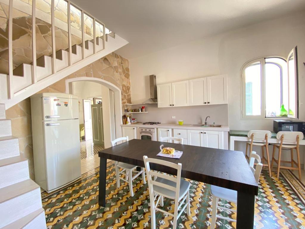 Casa Vacanze Illiria A Roca Vecchia Vicinissima Al Mare Εξωτερικό φωτογραφία
